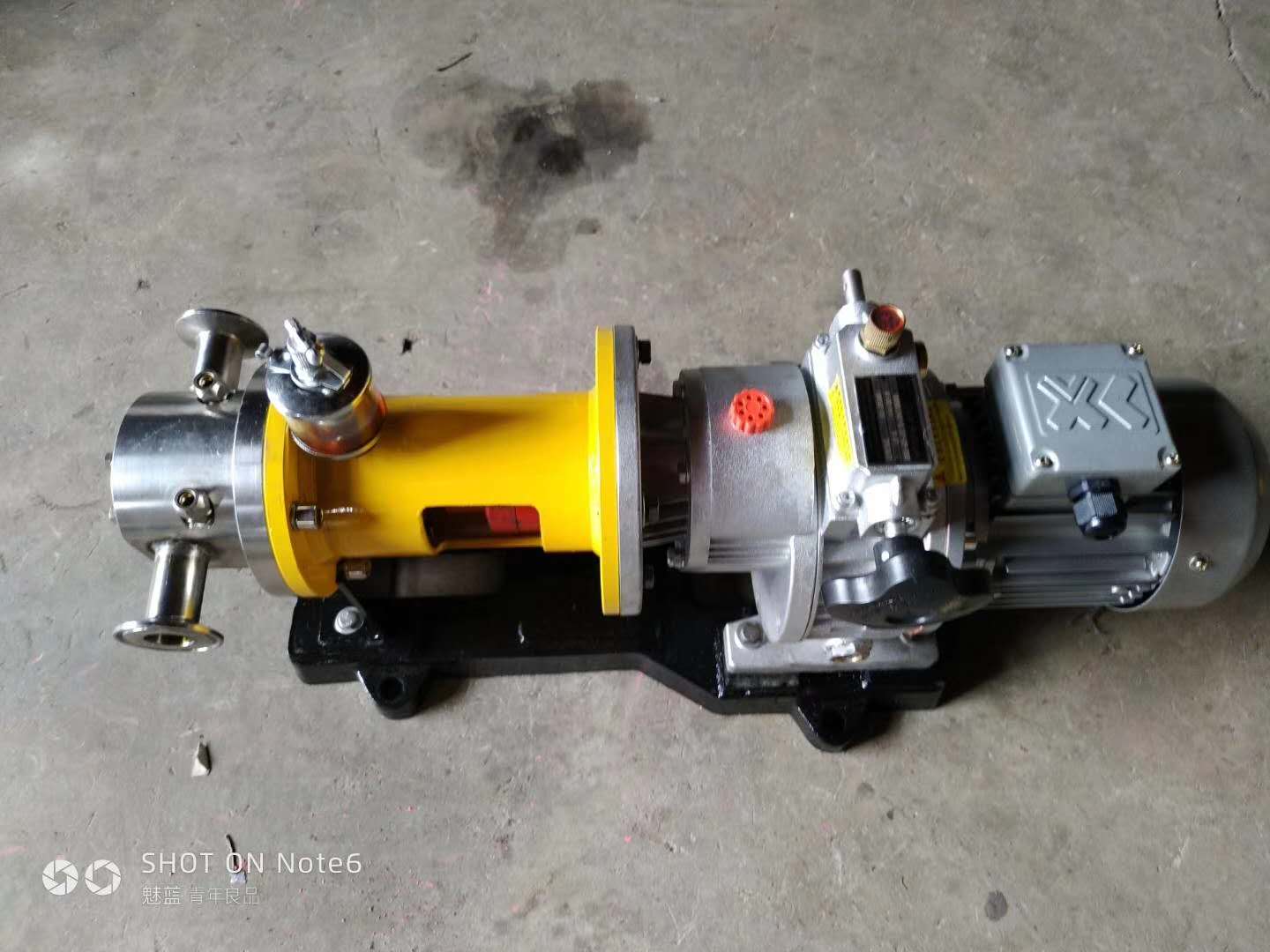 不銹鋼泵 轉(zhuǎn)子保溫泵 磁力轉(zhuǎn)子泵發(fā)貨通知